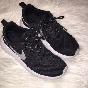 Women’s Nike Roshe One